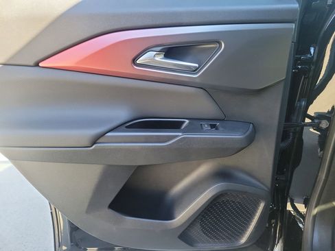 Used 2026 Chevrolet Equinox EV RS image 16