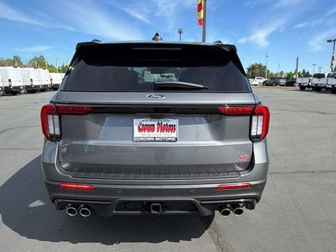New 2026 Ford Explorer ST image 5