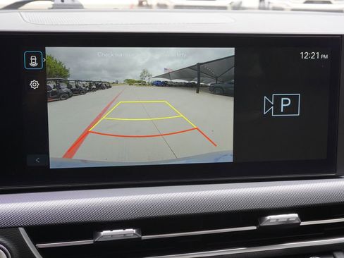 Used 2025 Hyundai Sonata SE FWD image 11