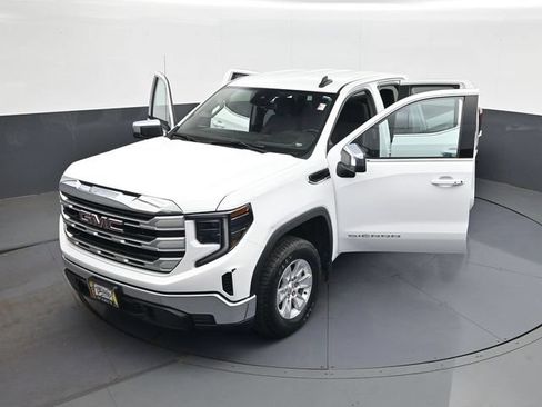 Used 2023 GMC Sierra 1500 SLE AWD/4WD image 35