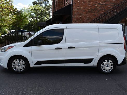 Used 2022 Ford Transit Connect XLT image 4