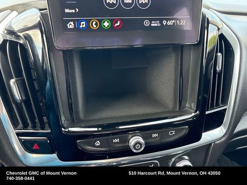 Used 2020 Chevrolet Traverse LT FWD image 35