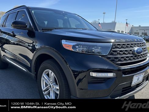 Used 2022 Ford Explorer XLT w/ Equipment Group 202A image 1