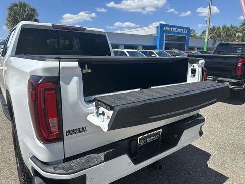 Used 2023 GMC Sierra 1500 AT4X AWD/4WD image 33
