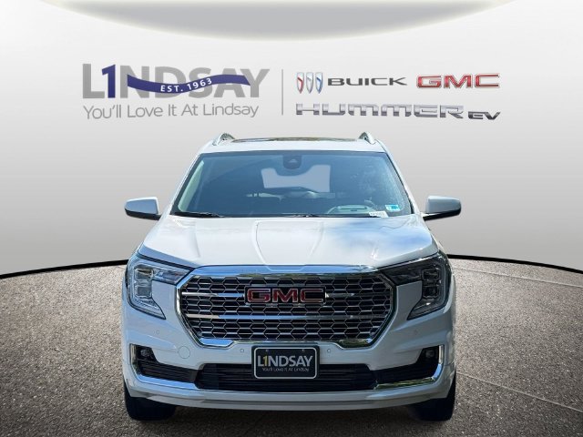 Certified 2024 GMC Terrain Denali w/ LPO, Floor Liner Package AWD/4WD image 6