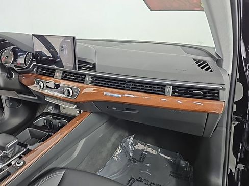 Used 2023 Audi A4 2.0T Premium w/ Convenience Package image 14