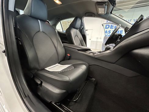 Used 2023 Toyota Camry SE image 21
