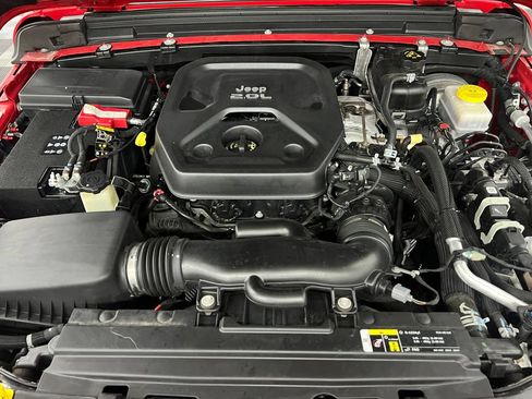 Used 2020 Jeep Wrangler Unlimited Rubicon AWD/4WD image 11
