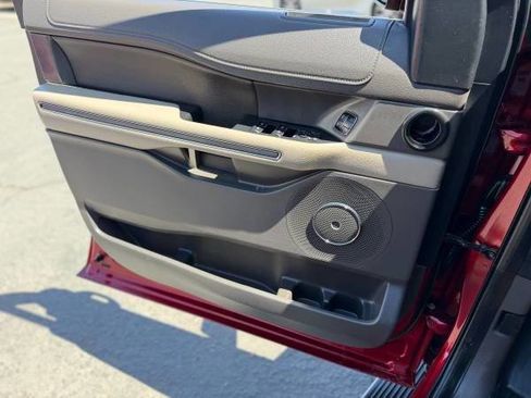Used 2019 Ford Expedition XLT w/ Equipment Group 202A RWD image 8