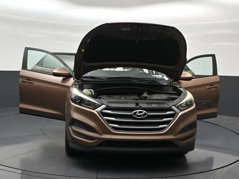 Used 2017 Hyundai Tucson SE FWD image 36