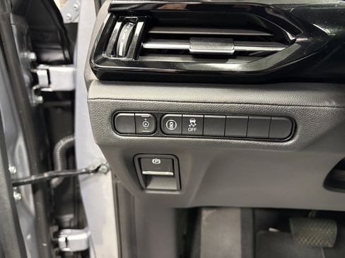 Used 2022 Acura MDX SH-AWD image 17