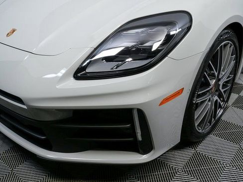New 2026 Porsche Panamera RWD image 36