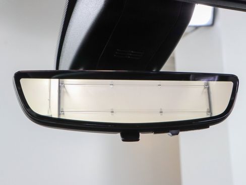 Used 2021 Chevrolet Silverado 1500 High Country image 23