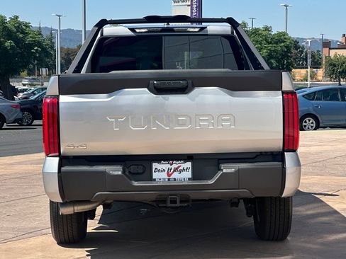 Used 2026 Toyota Tundra SR5 AWD/4WD image 5