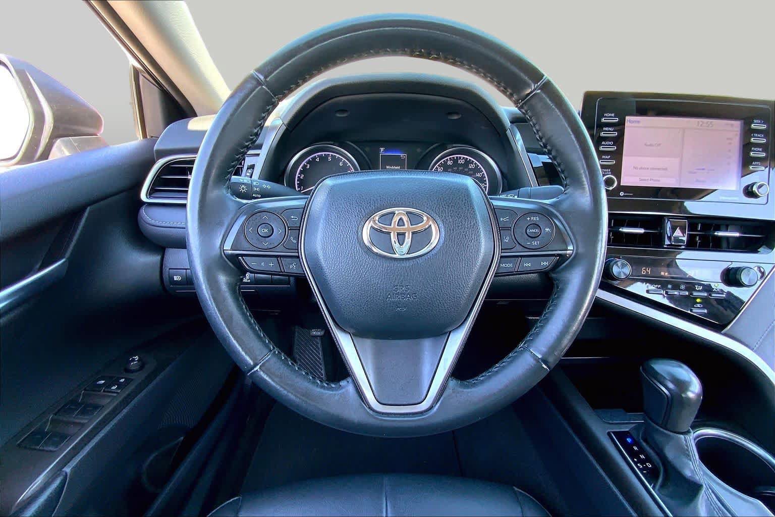 Used 2023 Toyota Camry SE w/ Convenience Package FWD image 6