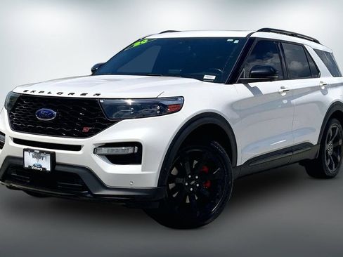 Used 2020 Ford Explorer ST w/ ST Street Pack AWD/4WD image 2