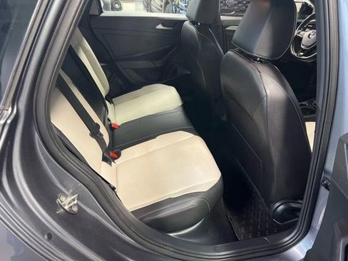 Used 2019 Volkswagen Jetta R-Line image 13