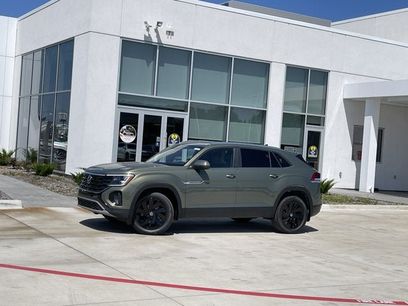 New 2026 Volkswagen Atlas Cross Sport SE