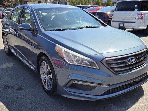 Used 2015 Hyundai Sonata Sport w/ Option Group 03 FWD image 3