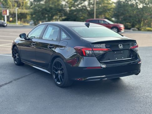 Used 2025 Honda Civic Sport image 8