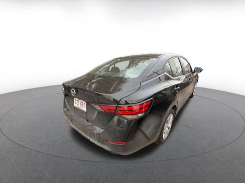 Used 2025 Nissan Sentra S image 5