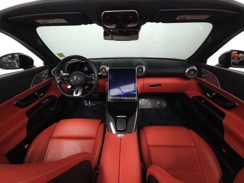 Used 2022 Mercedes-Benz SL 55 AMG 4MATIC image 29
