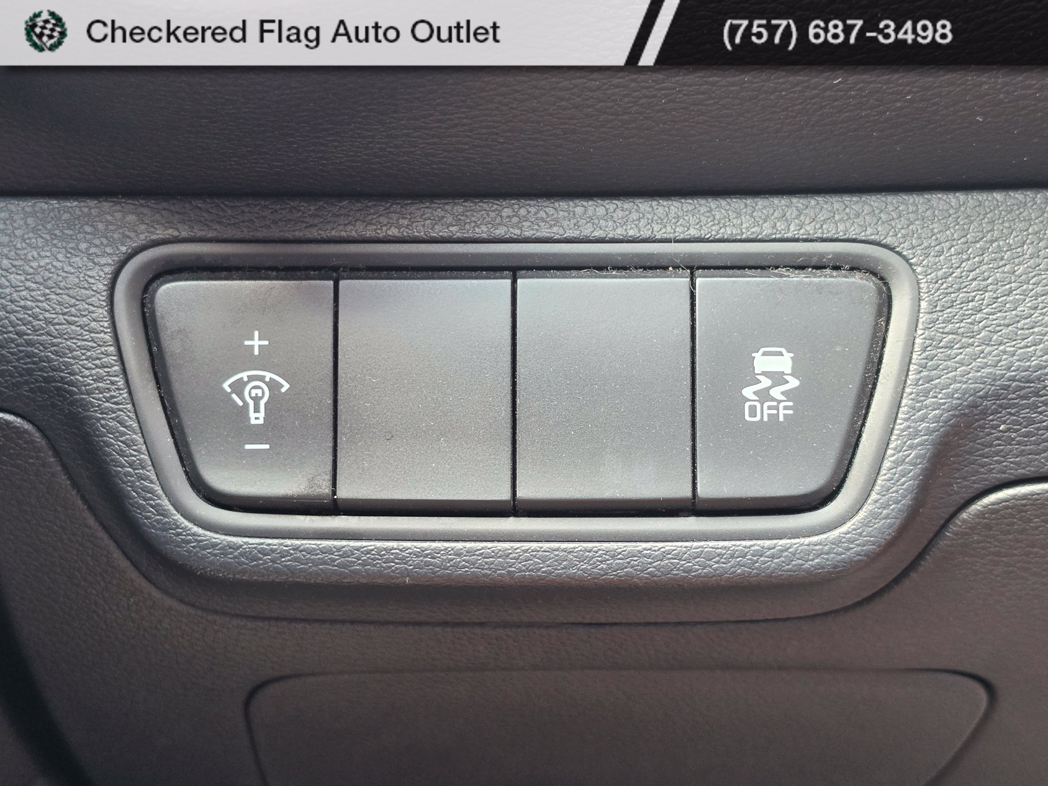 Used 2023 Kia Forte LXS FWD image 9