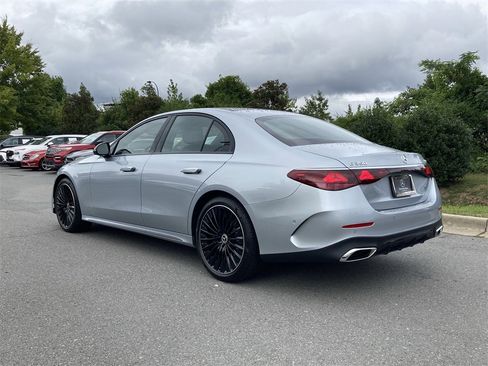 New 2026 Mercedes-Benz E 350 4MATIC Sedan image 5