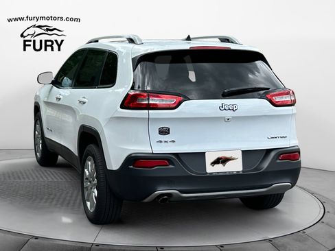 Used 2017 Jeep Cherokee Limited AWD/4WD image 5