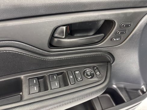 Used 2021 Honda Odyssey EX-L image 16