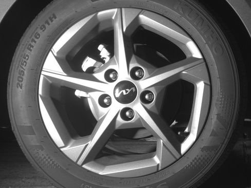 Used 2025 Kia K4 LXS image 15