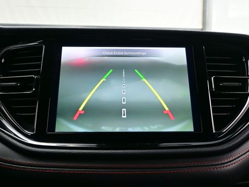 Used 2025 Dodge Durango R/T image 19