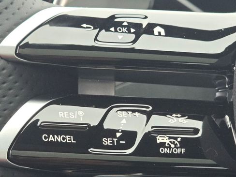 New 2026 Mercedes-Benz C 43 AMG 4MATIC Sedan image 34