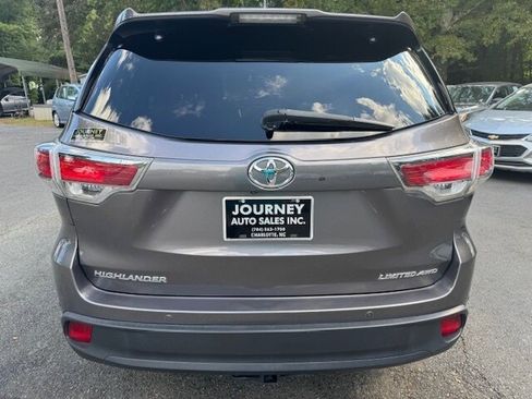 Used 2015 Toyota Highlander Limited image 3