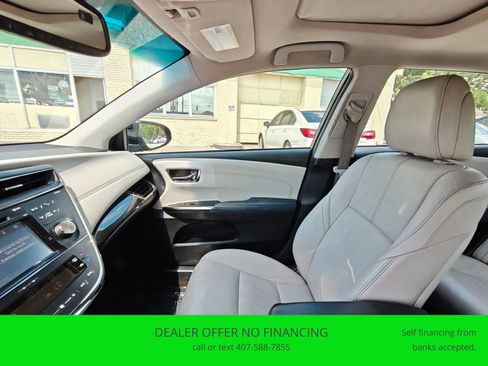 Used 2015 Toyota Avalon XLE Touring image 10