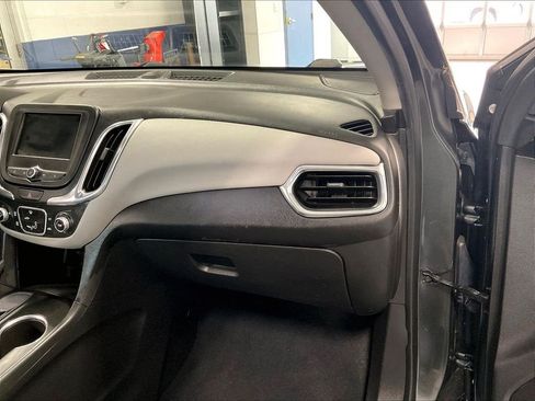 Used 2019 Chevrolet Equinox LS FWD image 13