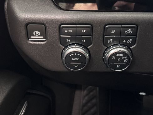 Certified 2023 GMC Sierra 1500 SLT w/ SLT Premium Plus Package image 24