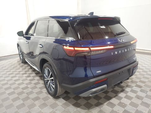 Used 2024 INFINITI QX60 Sensory AWD/4WD image 2