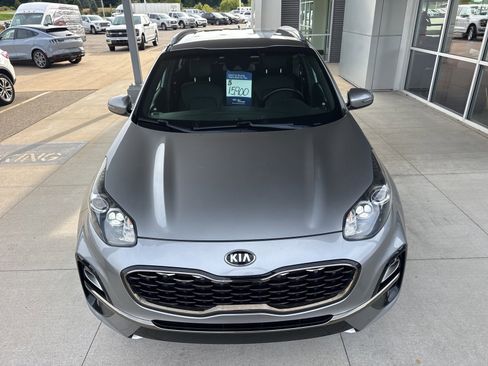 Used 2020 Kia Sportage S image 12