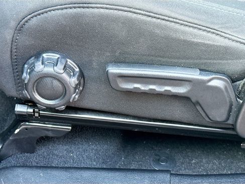 Used 2022 Jeep Wrangler Unlimited Sport S image 35