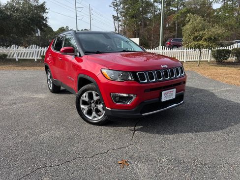 Used 2018 Jeep Compass Limited w/ Navigation Group image 40