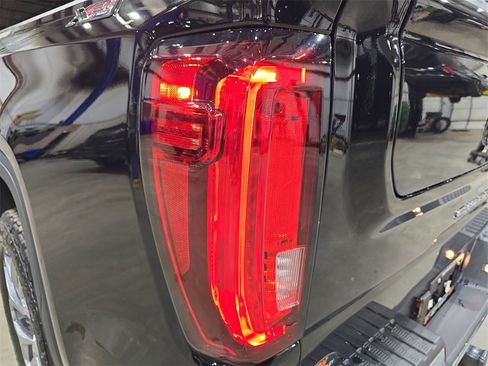 New 2026 GMC Sierra 1500 SLT w/ SLT Premium Plus Package image 34