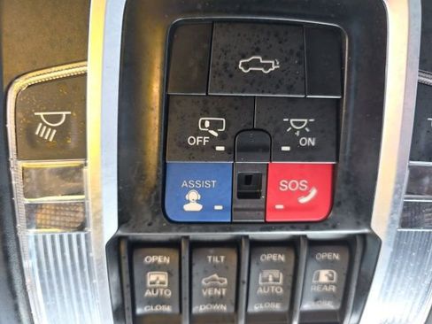 Used 2023 RAM 1500 Laramie image 9