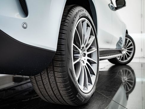 Certified 2025 Mercedes-Benz GLE 350 4MATIC image 50