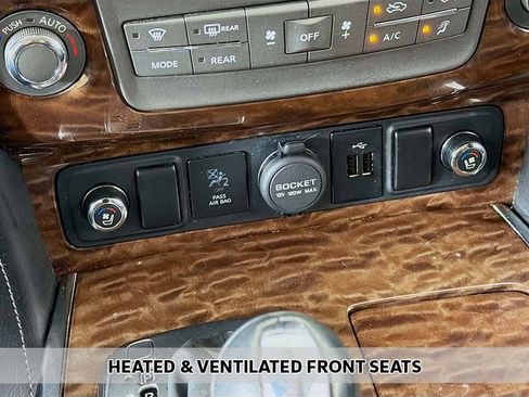 Used 2019 Nissan Armada Platinum w/ Captain's Chairs Package image 9