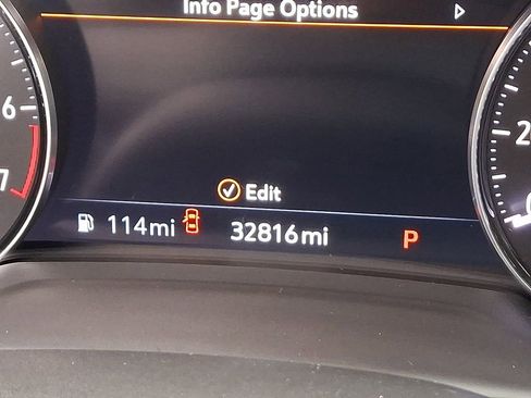 Used 2021 Buick Envision Essence w/ Technology Package I image 21