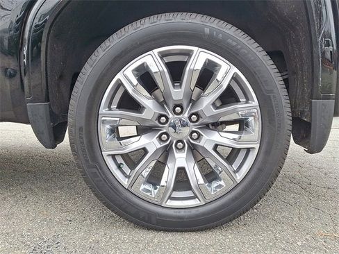 Certified 2024 GMC Sierra 1500 Denali image 8