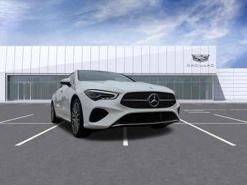 Used 2025 Mercedes-Benz CLA 250 4MATIC image 8