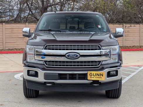 Used 2018 Ford F150 Lariat w/ Equipment Group 502A Luxury image 9