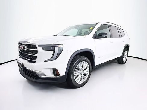 Used 2024 GMC Acadia Elevation image 3